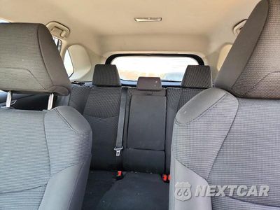 Zdjęcie 10 z 14 samochodu: 2021 TOYOTA RAV 4 VIN:2T3G1RFV1MC172365 - miniatura
