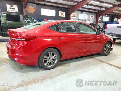 Trzecie zdjęcie samochodu z tyłu: 2017 HYUNDAI ELANTRA VALUE EDITION VIN:5NPD84LF9HH210533 - miniatura