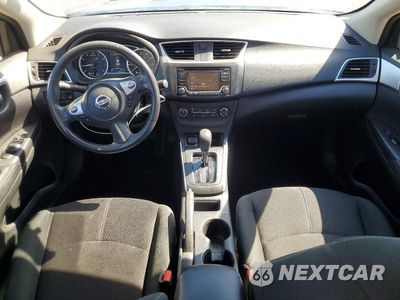 Zdjęcie 8 z 12 samochodu: 2018 NISSAN SENTRA S VIN:3N1AB7AP7JY271800 - miniatura