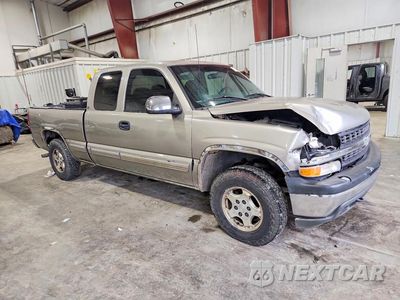 Czwarte zdjęcie samochodu z boku: 2000 CHEVROLET SILVERADO C1500 VIN:1GCEC19T3YZ166861 - miniatura