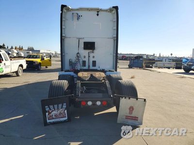 Zdjęcie 6 z 14 samochodu: 2020 KENWORTH T680 SEMI TRUCK VIN:1XKYDP9X3LJ311103 - miniatura
