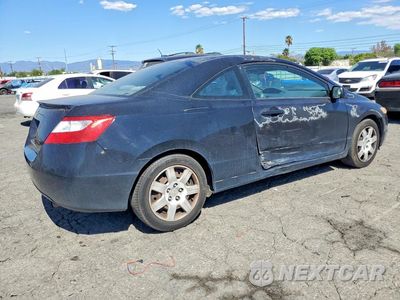 Trzecie zdjęcie samochodu z tyłu: 2008 HONDA CIVIC LX VIN:2HGFG12618H561202 - miniatura