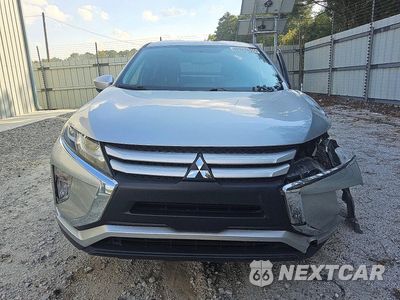 Piąte zdjęcie samochodu w środku: 2019 MITSUBISHI ECLIPSE CROSS ES VIN:JA4AT3AA8KZ035284 - miniatura