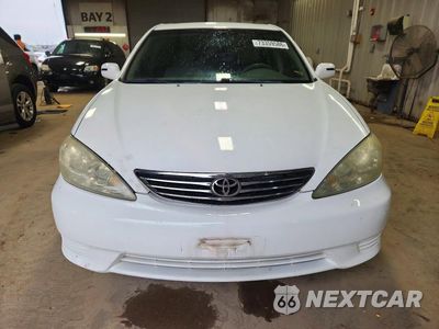 Piąte zdjęcie samochodu w środku: 2006 TOYOTA CAMRY LE VIN:4T1BE32K96U672033 - miniatura