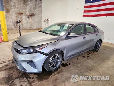 2023 KIA FORTE LXS 3KPF24AD6PE571040 - główne zdjęcie licytacji z USA - miniatura