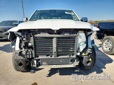 Piąte zdjęcie samochodu w środku: 2025 RAM 1500 LARAMIE VIN:1C6SRFJP8SN516245 - miniatura
