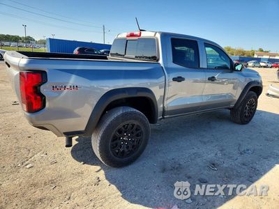 Trzecie zdjęcie samochodu z tyłu: 2023 CHEVROLET COLORADO TRAIL BOSS VIN:1GCPTEEK3P1136608 - miniatura