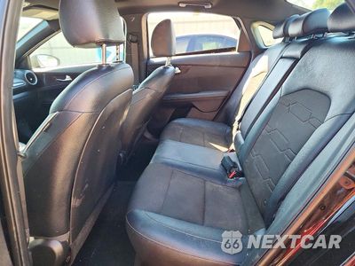 Zdjęcie 10 z 12 samochodu: 2023 KIA FORTE GT LINE VIN:3KPF54AD9PE519389 - miniatura
