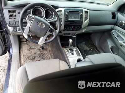 Zdjęcie 8 z 12 samochodu: 2013 TOYOTA TACOMA V6 VIN:3TMLU4EN4DM124787 - miniatura