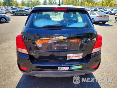 Zdjęcie 6 z 12 samochodu: 2018 CHEVROLET TRAX LS VIN:3GNCJKSB0JL235627 - miniatura