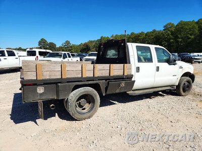 Trzecie zdjęcie samochodu z tyłu: 2006 FORD F450 SUPER DUTY VIN:1FDXW46P56EB59967 - miniatura