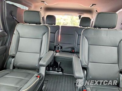 Zdjęcie 10 z 14 samochodu: 2023 CHEVROLET TAHOE K1500 PREMIER VIN:1GNSKSKD9PR499117 - miniatura