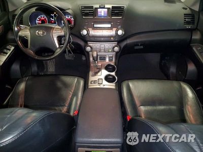Zdjęcie 8 z 13 samochodu: 2010 TOYOTA HIGHLANDER SE VIN:5TDJK3EH1AS029889 - miniatura