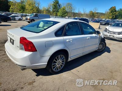Trzecie zdjęcie samochodu z tyłu: 2011 VOLVO S40 T5 VIN:YV1672MSXB2536873 - miniatura