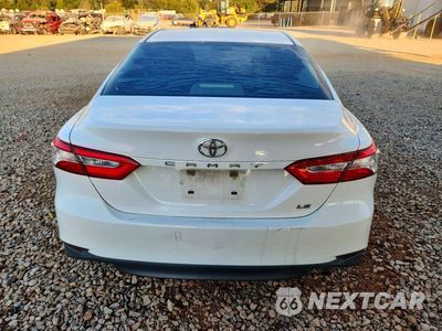 Zdjęcie 6 z 12 samochodu: 2018 TOYOTA CAMRY LE VIN:4T1B11HK8JU071812 - miniatura