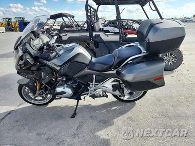 Trzecie zdjęcie samochodu z tyłu: 2014 BMW R1200 RT VIN:WB10A1304EZ190478 - miniatura