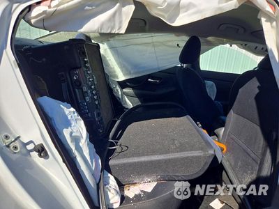 Zdjęcie 10 z 13 samochodu: 2021 NISSAN SENTRA SV VIN:3N1AB8CV4MY292609 - miniatura
