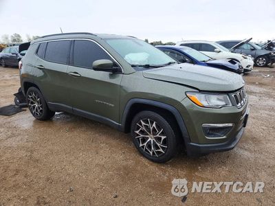 Czwarte zdjęcie samochodu z boku: 2017 JEEP COMPASS LATITUDE VIN:3C4NJCBB6HT668712 - miniatura