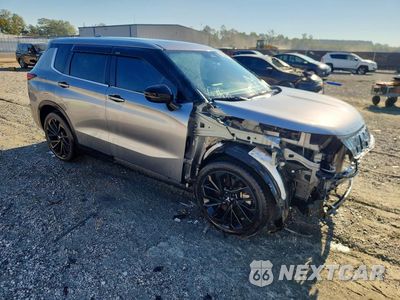 Czwarte zdjęcie samochodu z boku: 2022 MITSUBISHI OUTLANDER SE VIN:JA4J4UA88NZ070329 - miniatura