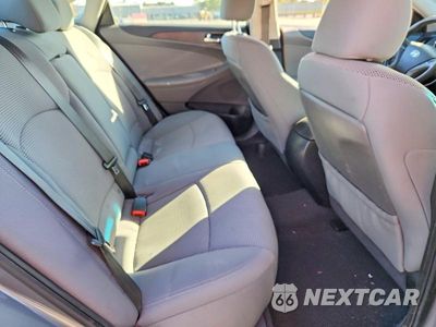 Zdjęcie 10 z 13 samochodu: 2013 HYUNDAI SONATA GLS VIN:5NPEB4AC1DH651033 - miniatura