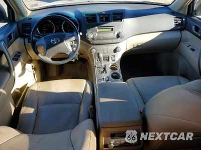 Zdjęcie 8 z 13 samochodu: 2010 TOYOTA HIGHLANDER SE VIN:5TDJK3EH8AS009820 - miniatura