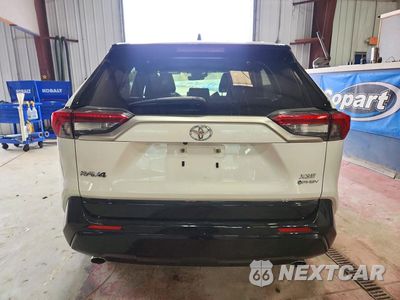 Zdjęcie 6 z 12 samochodu: 2025 TOYOTA RAV4 XSE VIN:JTMEB3FV0SD240097 - miniatura