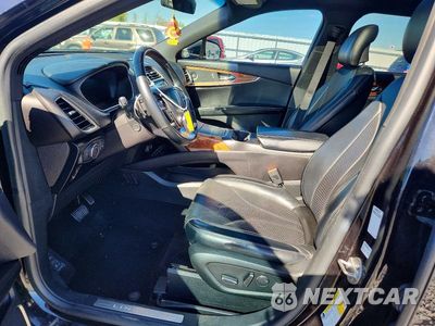 Zdjęcie 7 z 13 samochodu: 2019 LINCOLN NAUTILUS RESERVE VIN:2LMPJ6L98KBL11430 - miniatura