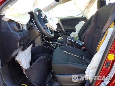 Zdjęcie 7 z 13 samochodu: 2018 TOYOTA RAV 4 VIN:2T3BFREVXJW742970 - miniatura