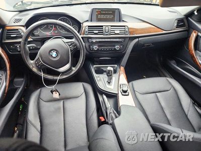 Zdjęcie 8 z 12 samochodu: 2014 BMW 328 XI SULEV VIN:WBA3B5C50EF599379 - miniatura