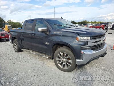 Czwarte zdjęcie samochodu z boku: 2019 CHEVROLET SILVERADO C1500 LT VIN:1GCPWCED1KZ165662 - miniatura