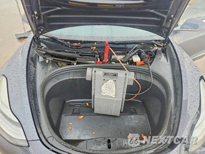 Zdjęcie 11 z 12 samochodu: 2019 TESLA MODEL 3 VIN:5YJ3E1EA4KF424839 - miniatura