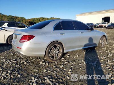 Trzecie zdjęcie samochodu z tyłu: 2020 MERCEDES-BENZ E 350 4MATIC VIN:W1KZF8EB0LA829833 - miniatura