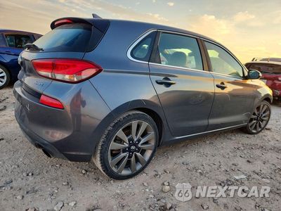 Trzecie zdjęcie samochodu z tyłu: 2018 HYUNDAI ELANTRA GT SPORT VIN:KMHH55LC7JU073654 - miniatura