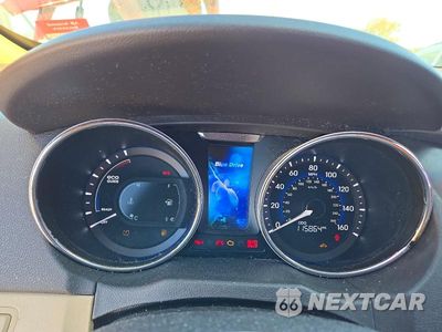 Zdjęcie 9 z 13 samochodu: 2012 HYUNDAI SONATA HYBRID VIN:KMHEC4A49CA046345 - miniatura