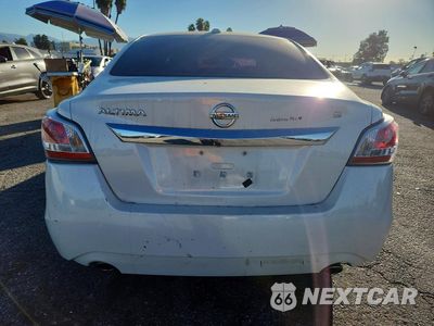 Zdjęcie 6 z 12 samochodu: 2015 NISSAN ALTIMA 2.5 S VIN:1N4AL3AP2FC192298 - miniatura