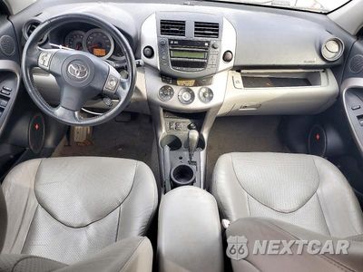 Zdjęcie 8 z 13 samochodu: 2008 TOYOTA RAV4 LIMITED VIN:JTMBK31V786035710 - miniatura