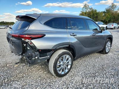 Trzecie zdjęcie samochodu z tyłu: 2026 TOYOTA HIGHLANDER HYBRID LIMITED VIN:5TDXBRCH8TS717908 - miniatura