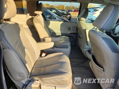 Zdjęcie 11 z 13 samochodu: 2011 TOYOTA SIENNA LIMITED 7-PASSENGER VIN:5TDDK3DC6BS003941 - miniatura