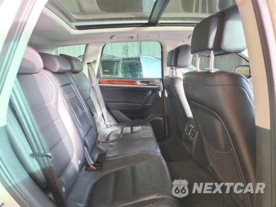 Zdjęcie 11 z 13 samochodu: 2012 VOLKSWAGEN TOUAREG V6 TDI VIN:WVGFK9BP6CD000516 - miniatura