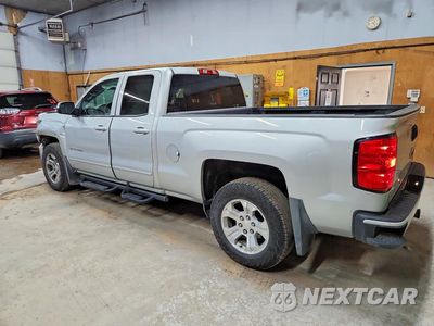 Drugie zdjęcie samochodu z przodu: 2017 CHEVROLET SILVERADO K1500 LT VIN:1GCVKREC8HZ389937 - miniatura