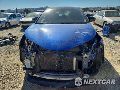 Piąte zdjęcie samochodu w środku: 2018 TOYOTA C-HR XLE VIN:NMTKHMBX3JR029816 - miniatura