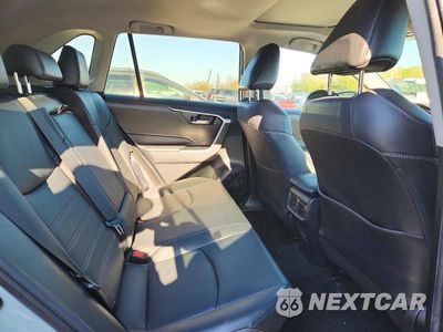 Zdjęcie 11 z 13 samochodu: 2021 TOYOTA RAV4 HYBRID XLE PREMIUM VIN:4T3B6RFV8MU010324 - miniatura