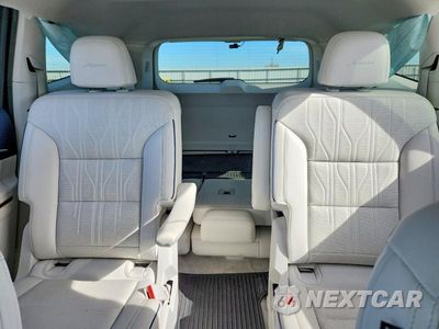 Zdjęcie 10 z 13 samochodu: 2025 BUICK ENCLAVE AVENIR VIN:5GAEVCRS9SJ110976 - miniatura