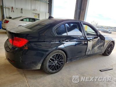 Trzecie zdjęcie samochodu z tyłu: 2013 BMW 328 I SULEV VIN:WBA3C1G55DNR46483 - miniatura