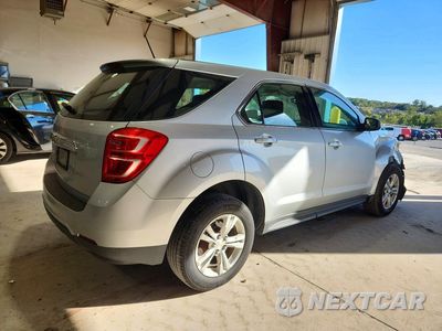 Trzecie zdjęcie samochodu z tyłu: 2017 CHEVROLET EQUINOX LS VIN:2GNALBEK5H1572769 - miniatura