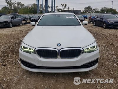 Piąte zdjęcie samochodu w środku: 2019 BMW 530 I VIN:WBAJA5C59KWW49587 - miniatura