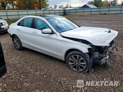 Czwarte zdjęcie samochodu z boku: 2016 MERCEDES-BENZ C 300 4MATIC VIN:55SWF4KB9GU155378 - miniatura