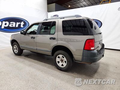 Drugie zdjęcie samochodu z przodu: 2005 FORD EXPLORER XLS VIN:1FMZU62E65ZA54425 - miniatura