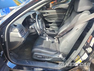 Zdjęcie 7 z 12 samochodu: 2020 HONDA ACCORD TOURING VIN:1HGCV2F9XLA028789 - miniatura