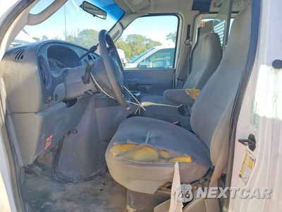 Zdjęcie 7 z 13 samochodu: 2008 FORD ECONOLINE E250 VAN VIN:1FTNE24W28DA88443 - miniatura